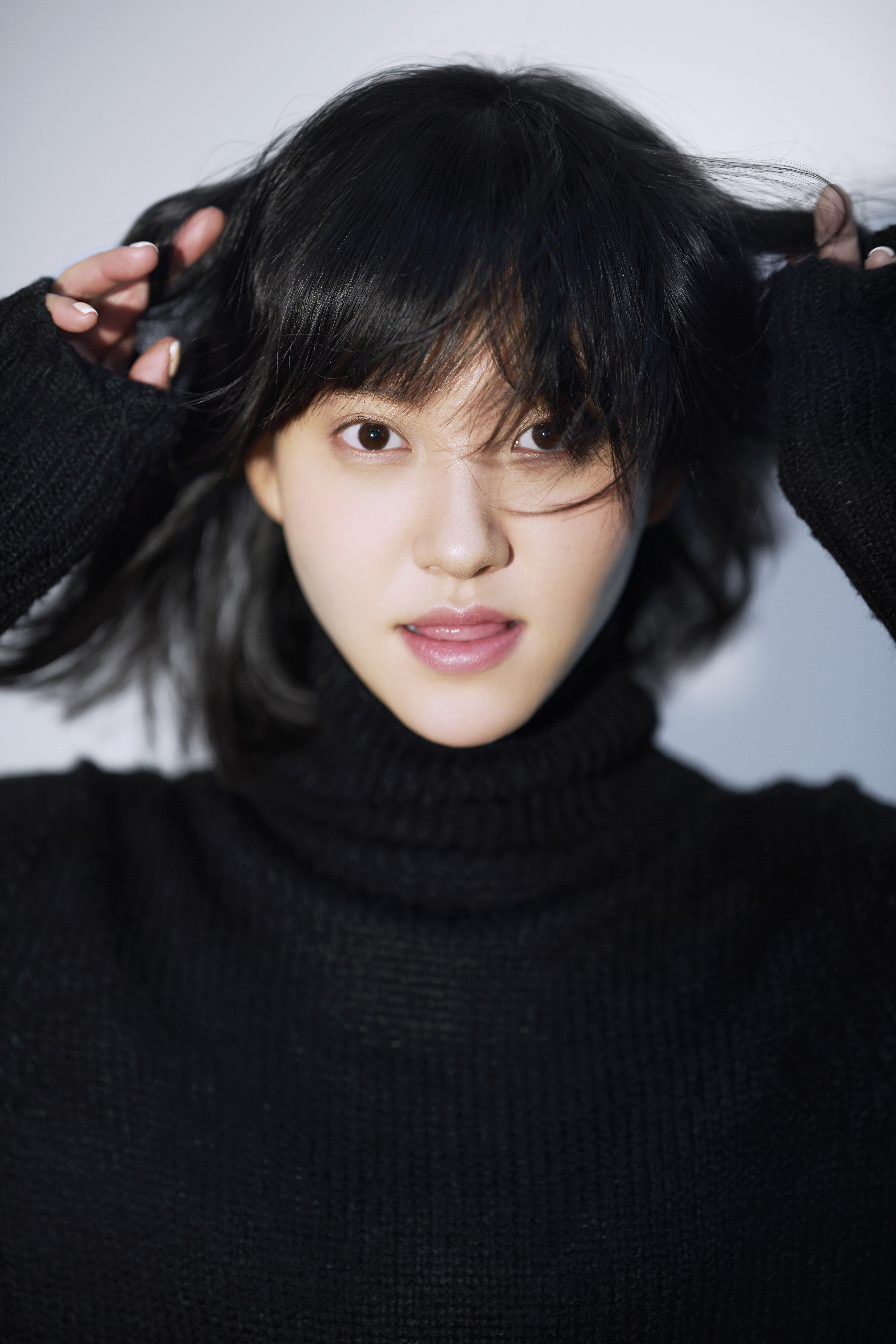 周楚濋的写真-周楚濋鬼马写真