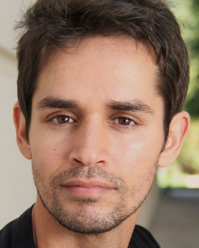 路易斯·乔斯·洛佩斯的写真