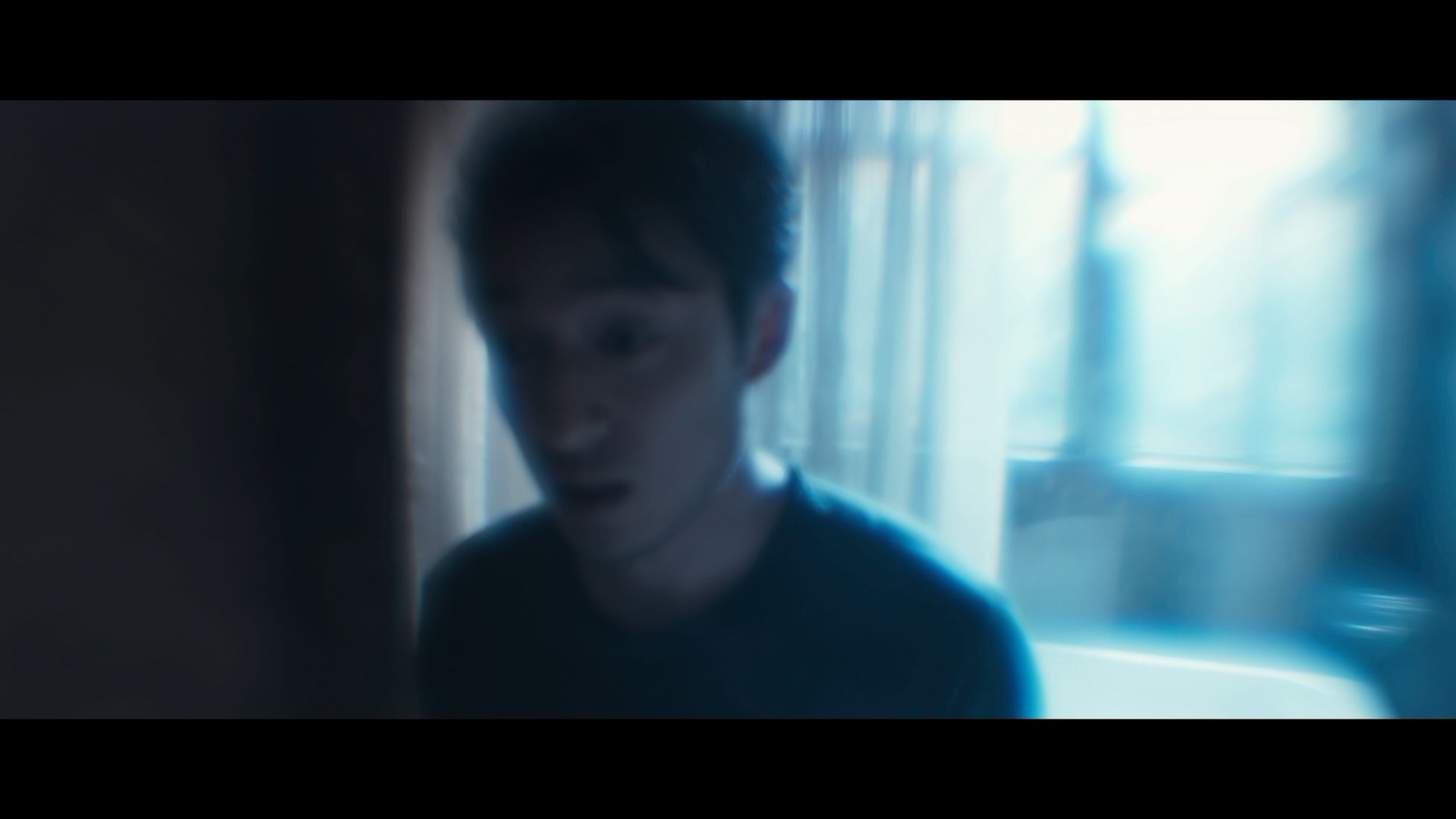 李任燊的写真-《墮落花》