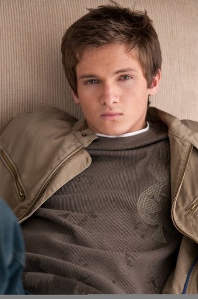 亨特·戈麦斯的写真