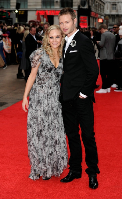 妮可拉·伯利的写真