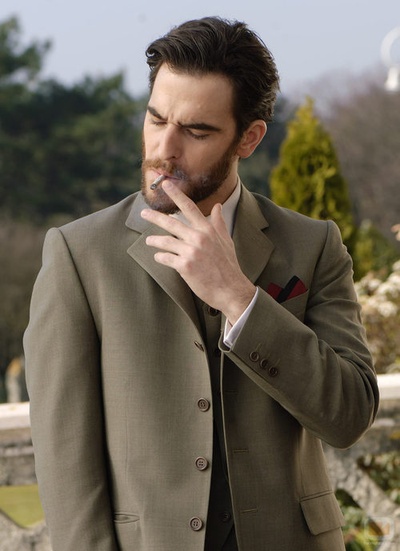 阿方索·巴萨维的写真