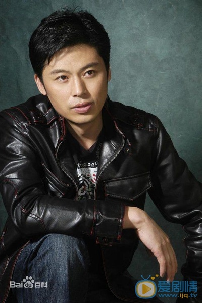 徐东生的写真-阎青妤黄晓明不像，黄...