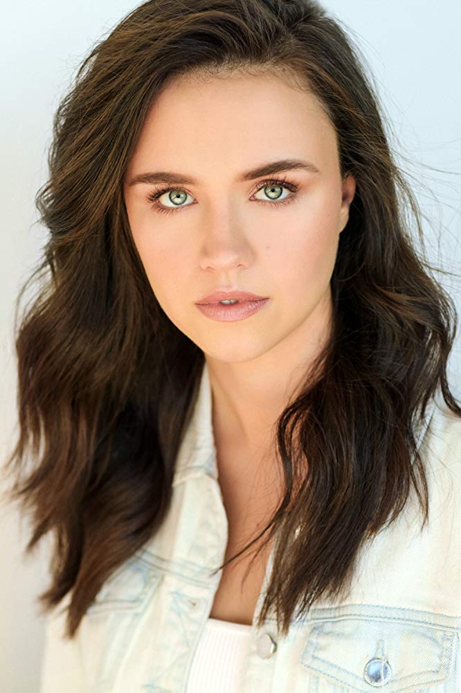 莉莲·道塞特-罗奇的写真