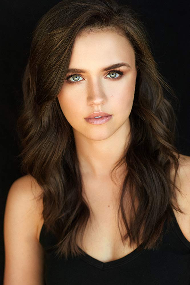 莉莲·道塞特-罗奇的写真