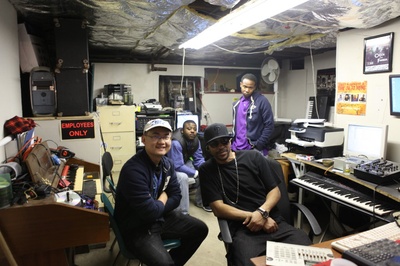 万鹏的写真-万鹏在费城黑人地下音...