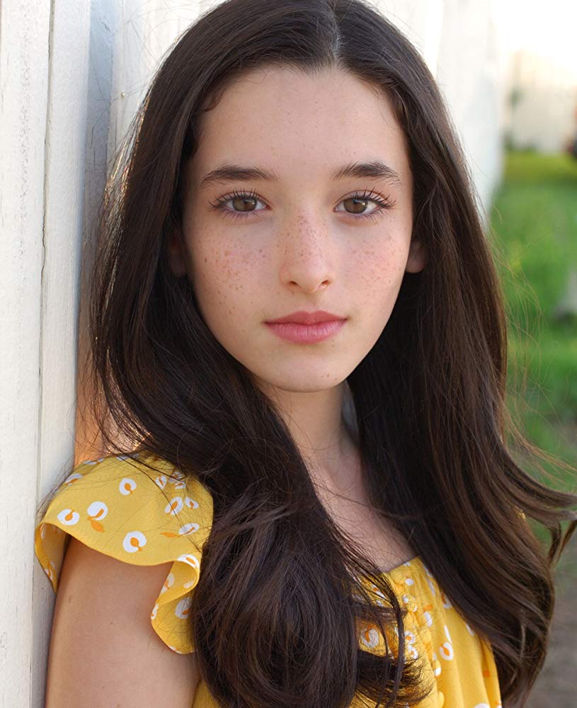 麦凯拉·特威格斯的写真