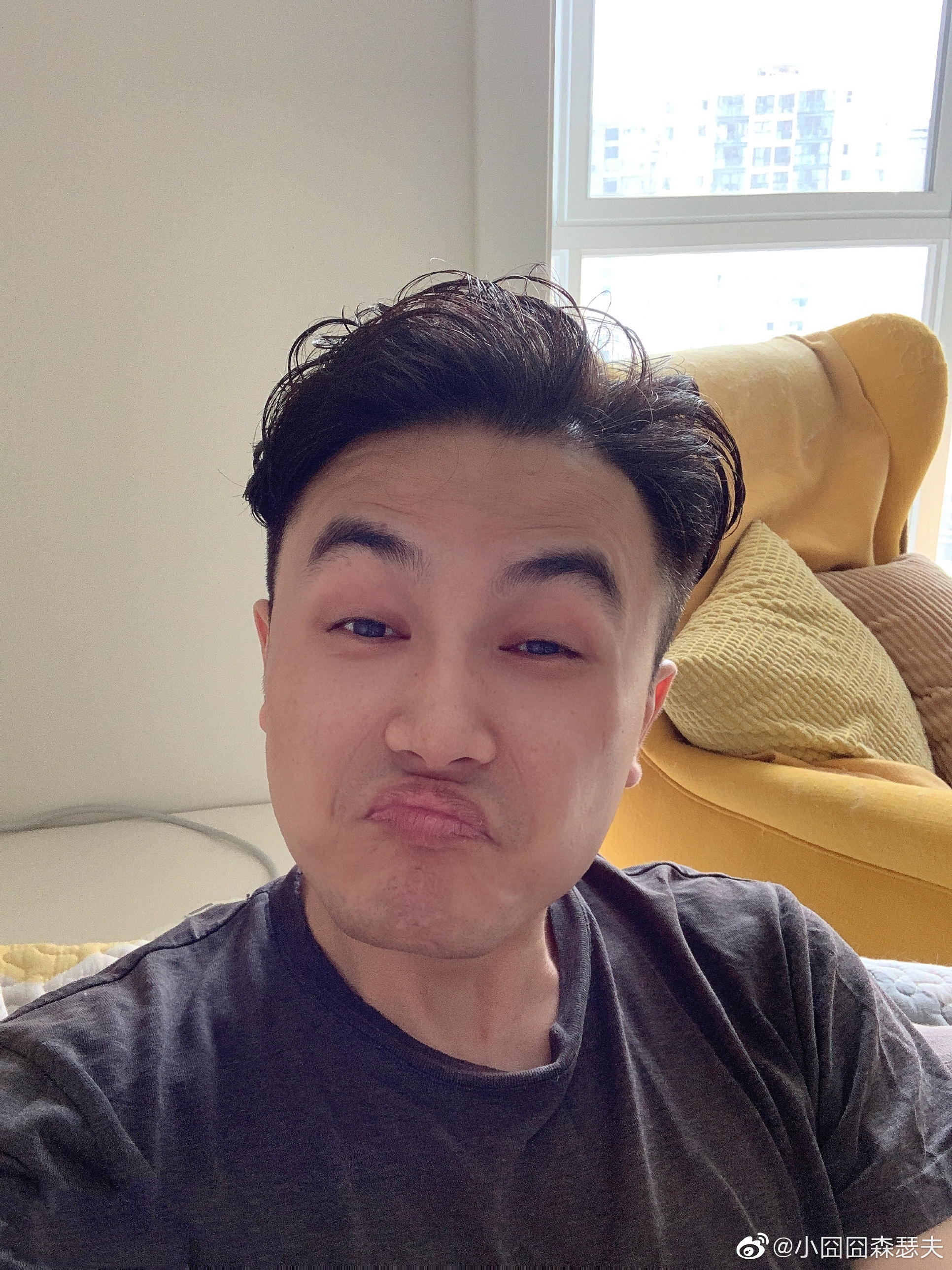 囧森瑟夫的写真