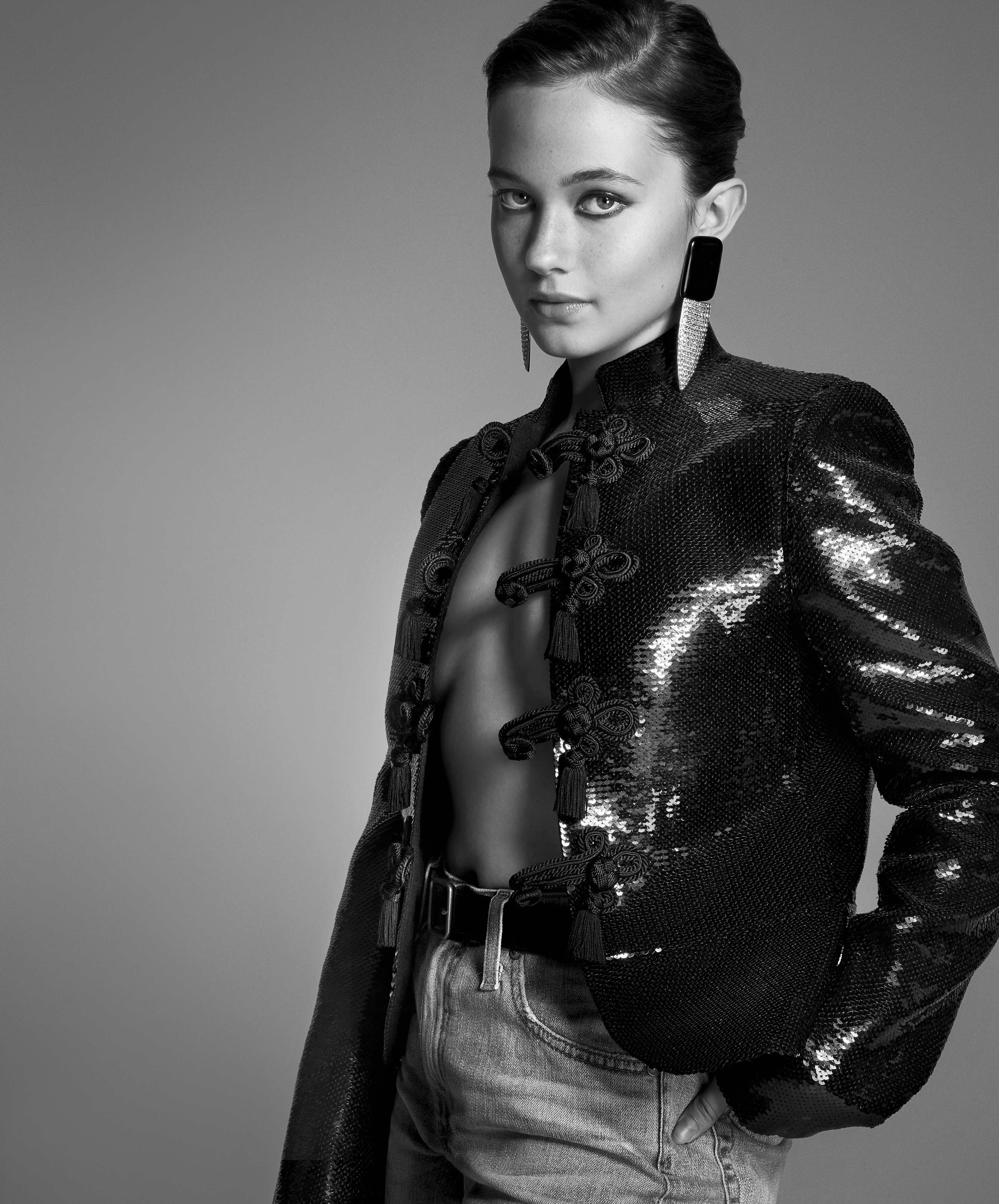 卡莉·史派妮的写真