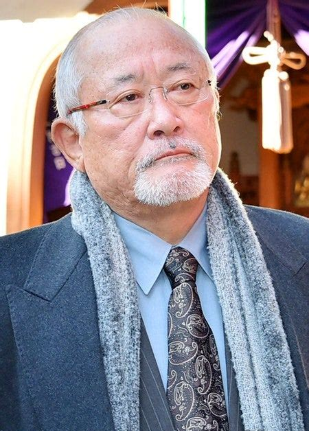 绵引胜彦的写真