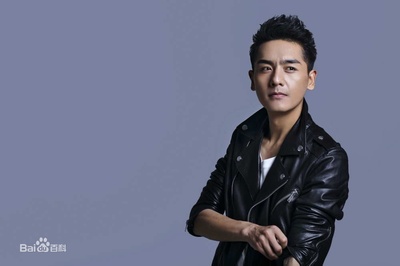 洛桑念扎的写真