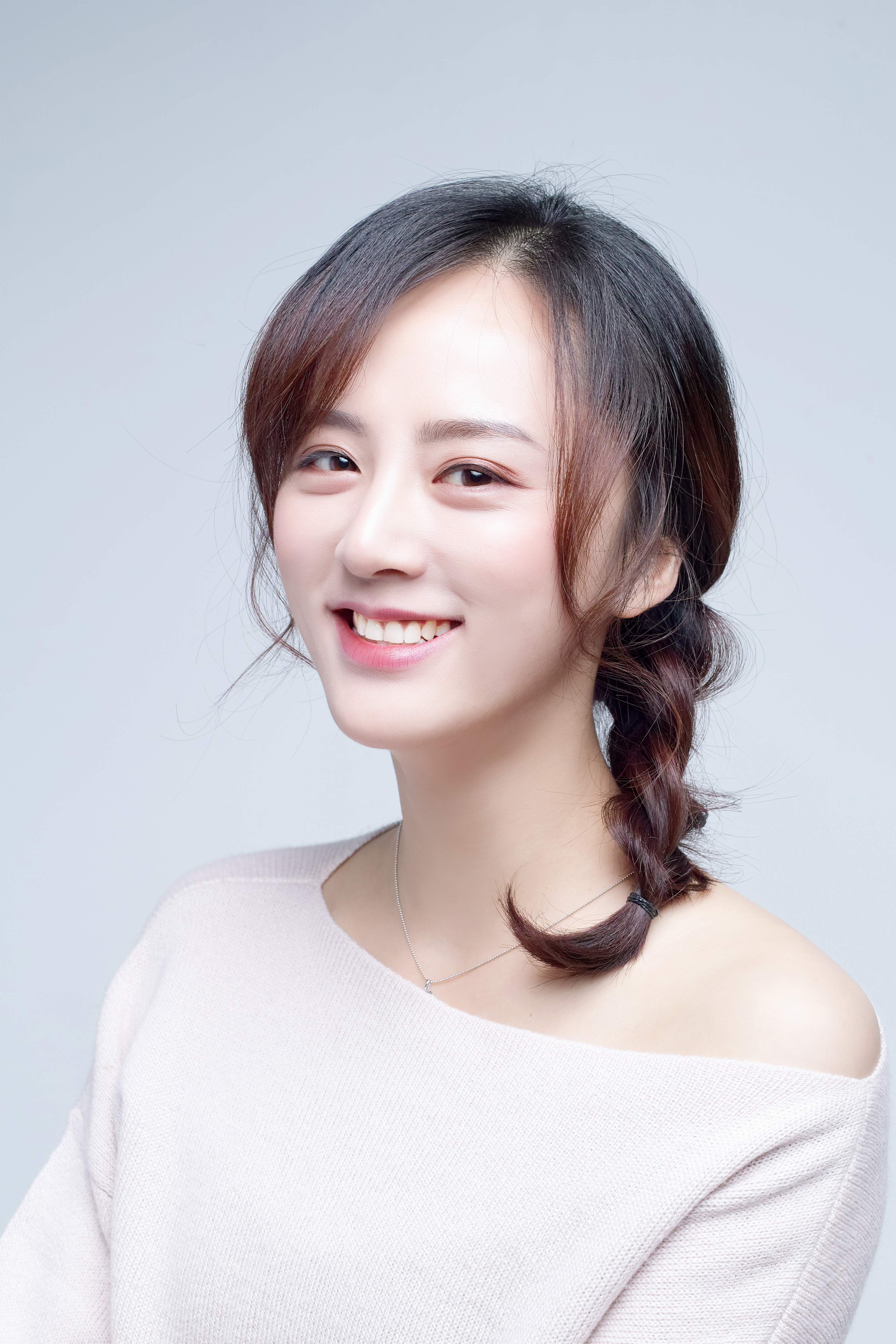 赵叶索的写真-新生代女演员赵叶索