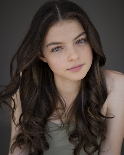 缇娅妮·库普兰的写真