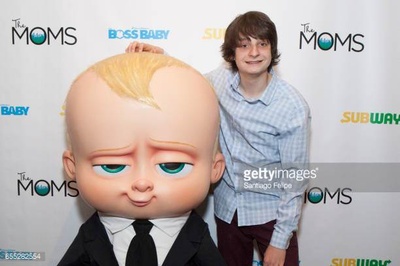 迈尔斯·克里斯托弗·巴克什的写真