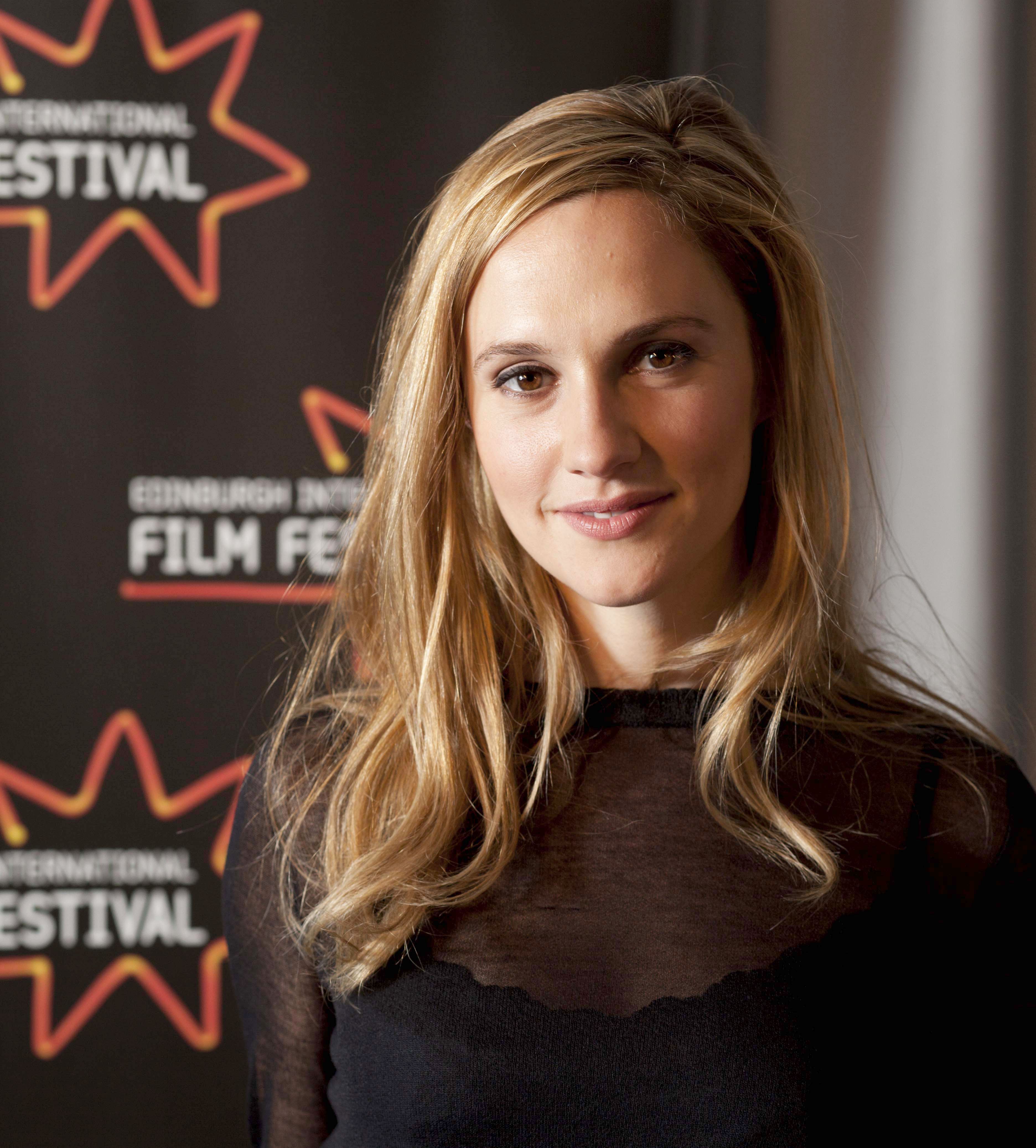 露丝·布莱德利的写真