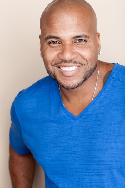 维森特·M.沃德的写真