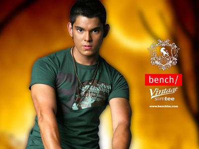 理查德·古提尔瑞兹的写真