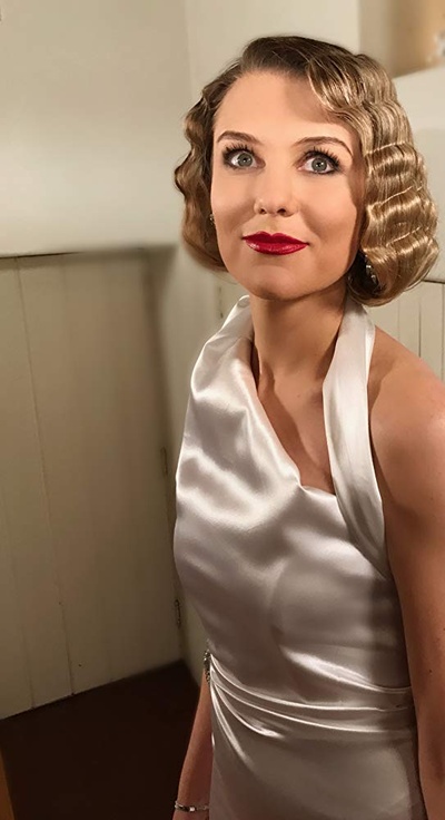 菲奥娜·哈丁汉姆的写真-Behind the scenes on...