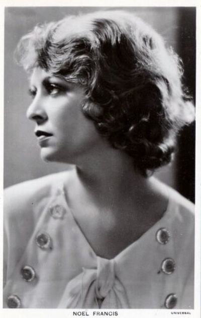 诺埃尔·弗朗西斯的写真