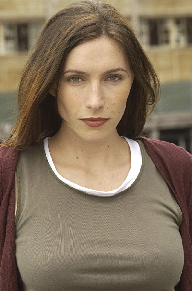 克劳迪娅·卡万的写真