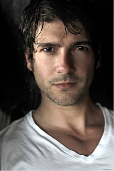 费利克斯·戈麦斯的写真