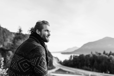 尼尔斯·霍涅斯卡德的写真