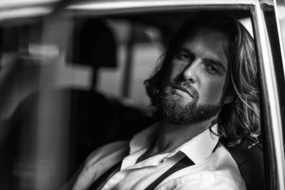 尼尔斯·霍涅斯卡德的写真