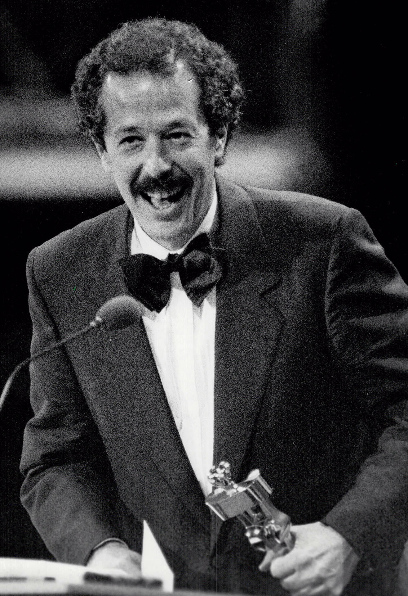 丹尼斯·阿康特的写真