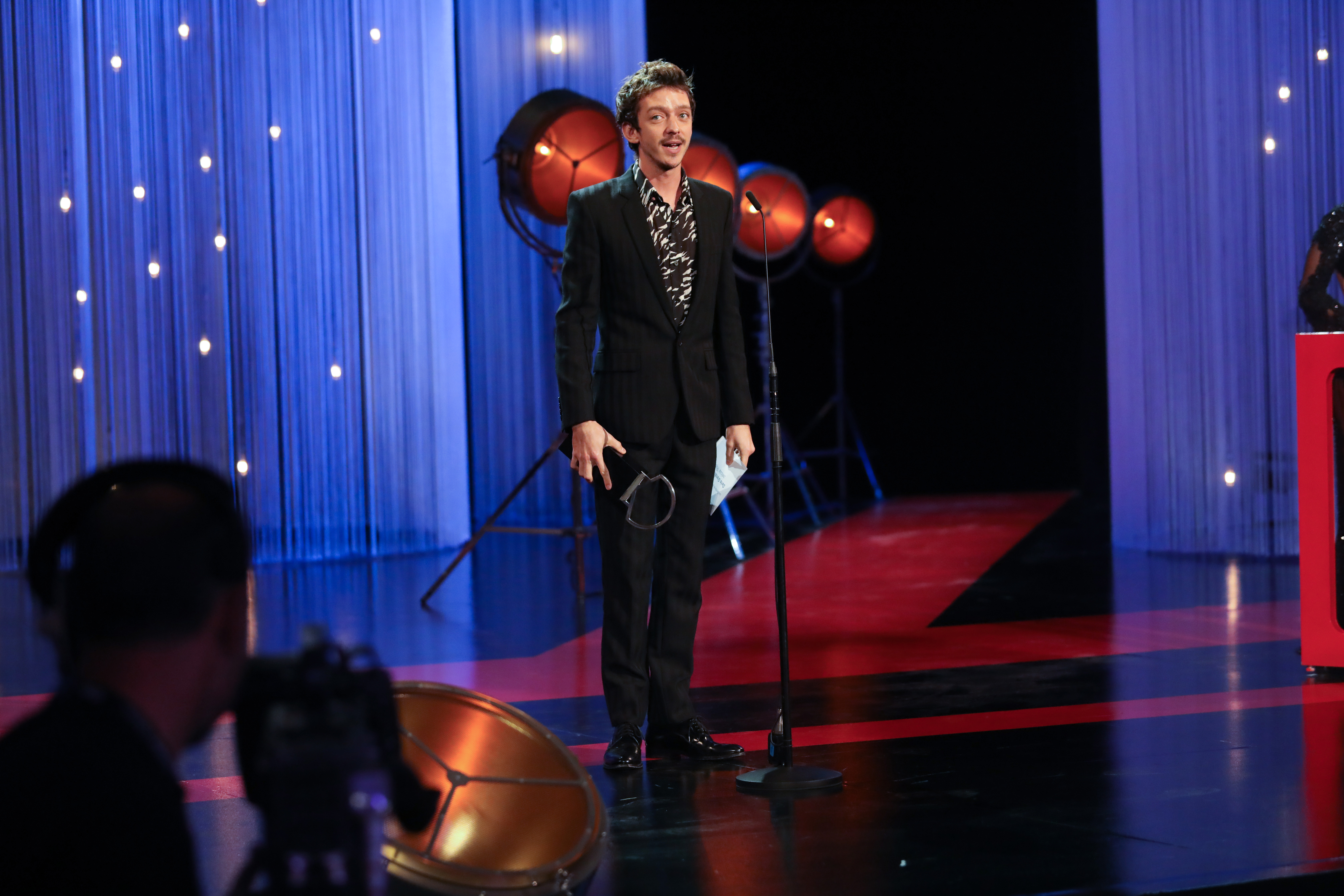 纳威尔·佩雷兹·毕斯卡亚特的写真