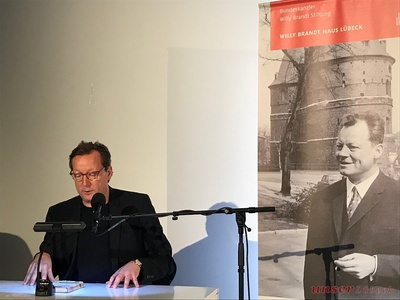 马蒂亚斯·勃兰特的写真