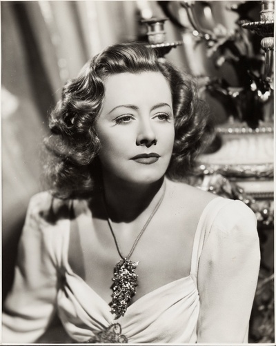 艾琳·邓恩的写真