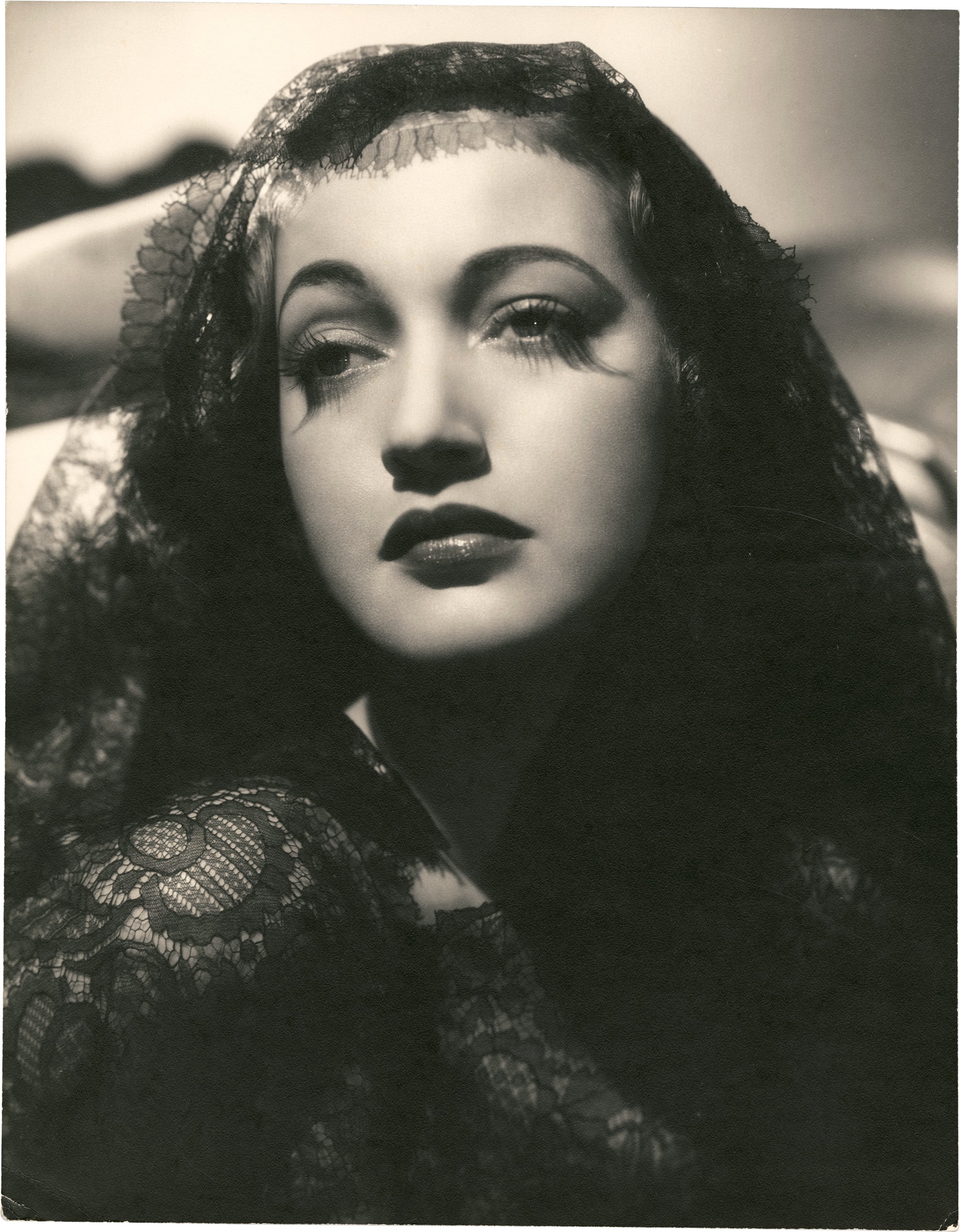 多萝西·拉莫尔的写真-1944