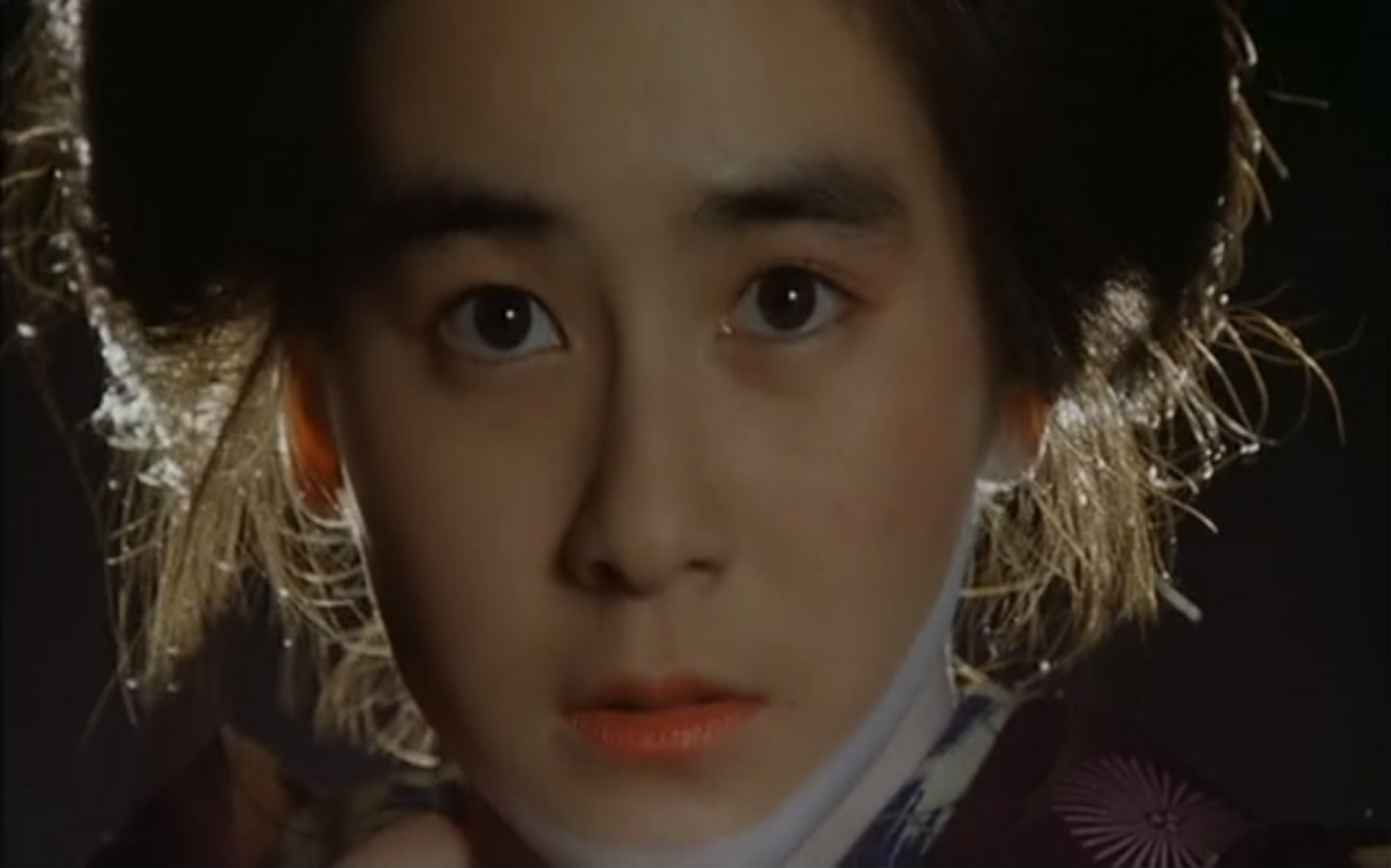 石原真理子的写真