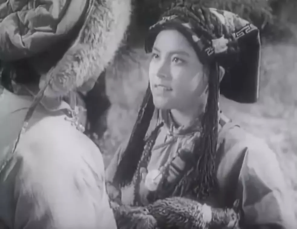 王苏娅的写真-《猛河的黎明》泽朗娜...