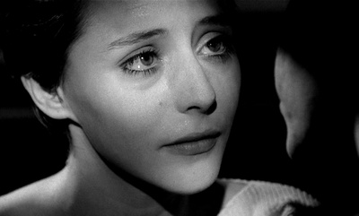 米雷耶·佩里耶的写真