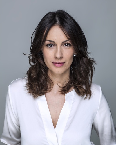 斯洛沃达·米卡拉维奇的写真