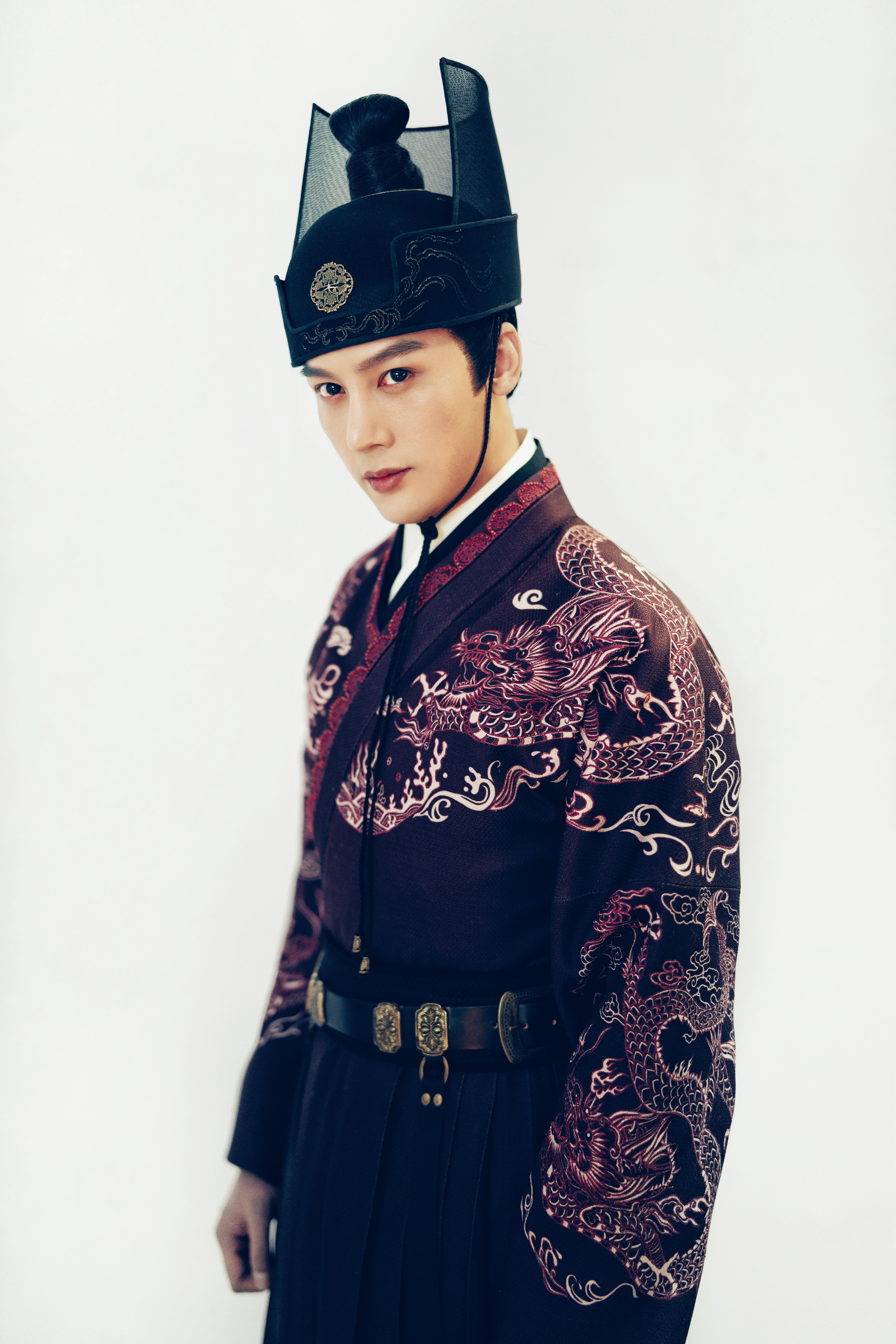 余铭轩的写真-《成化十四年》饰 丁...