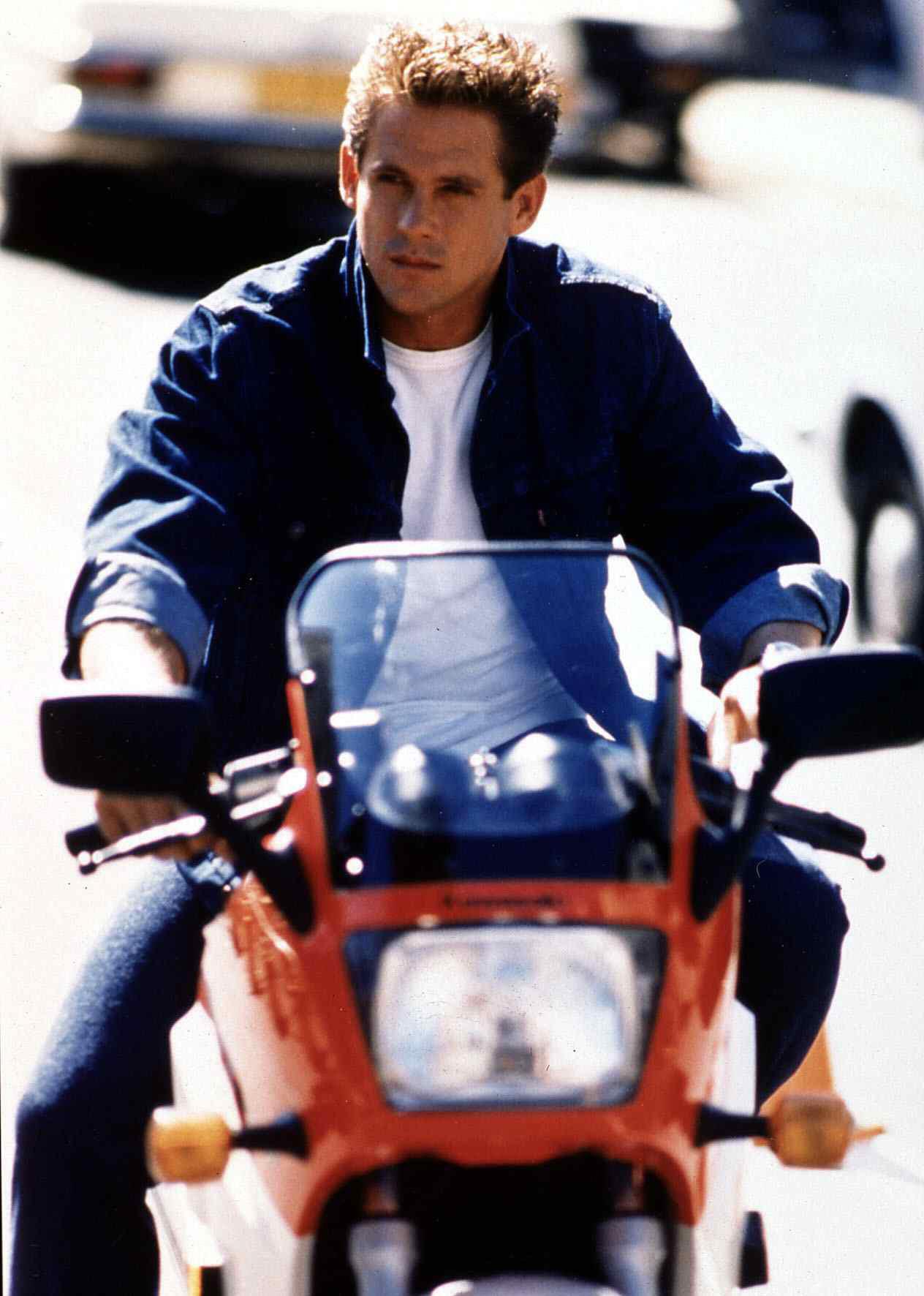 迈克尔·杜迪考夫的写真