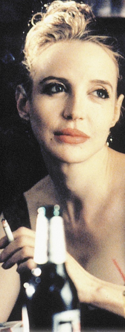 安娜·莱文的写真