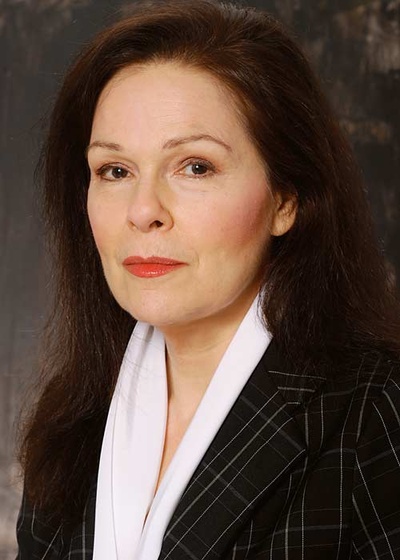 凯伦·琳恩·高妮的写真