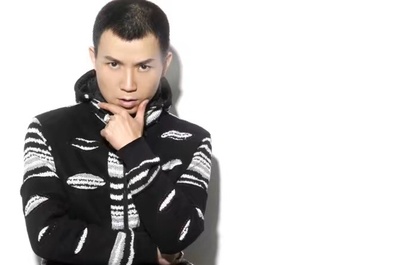 魏劲松的写真-http://www.sohu.com/...