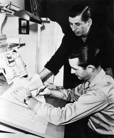 罗伯特·麦金森的写真