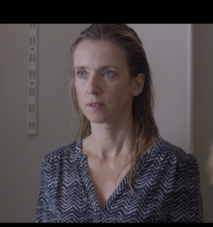 蕾雅·德吕盖的写真-监护风云