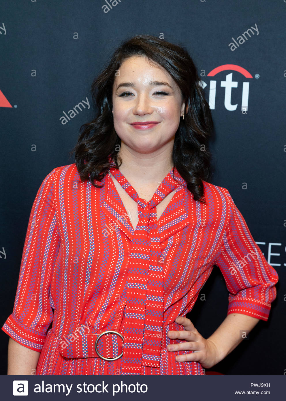 萨拉·斯蒂尔的写真