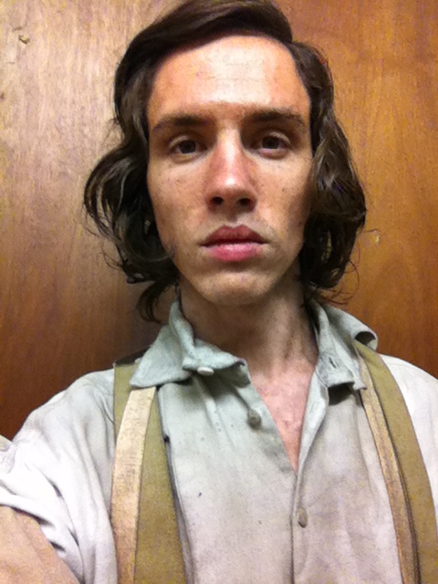 亚当·亨斯利的写真