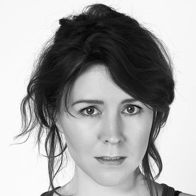 爱丽丝·洛维的写真