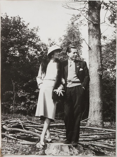 乔治·利法尔的写真