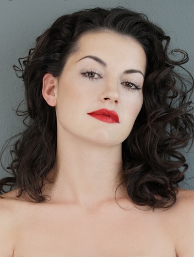 玛丽亚·鲁伊斯的写真