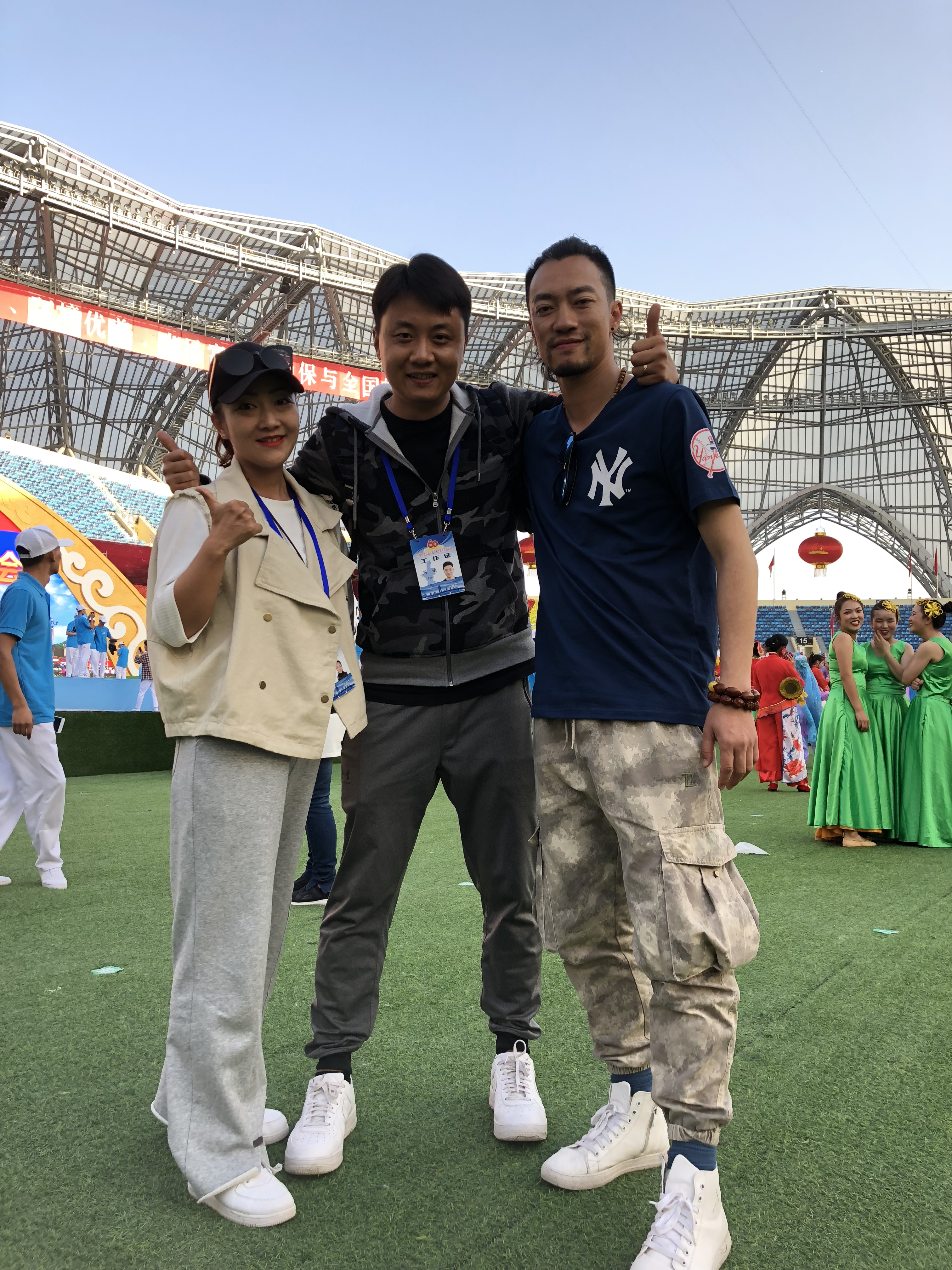 周斌的写真-宁夏60周年大庆编导...