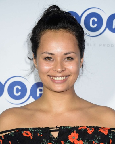 弗兰基·亚当斯的写真